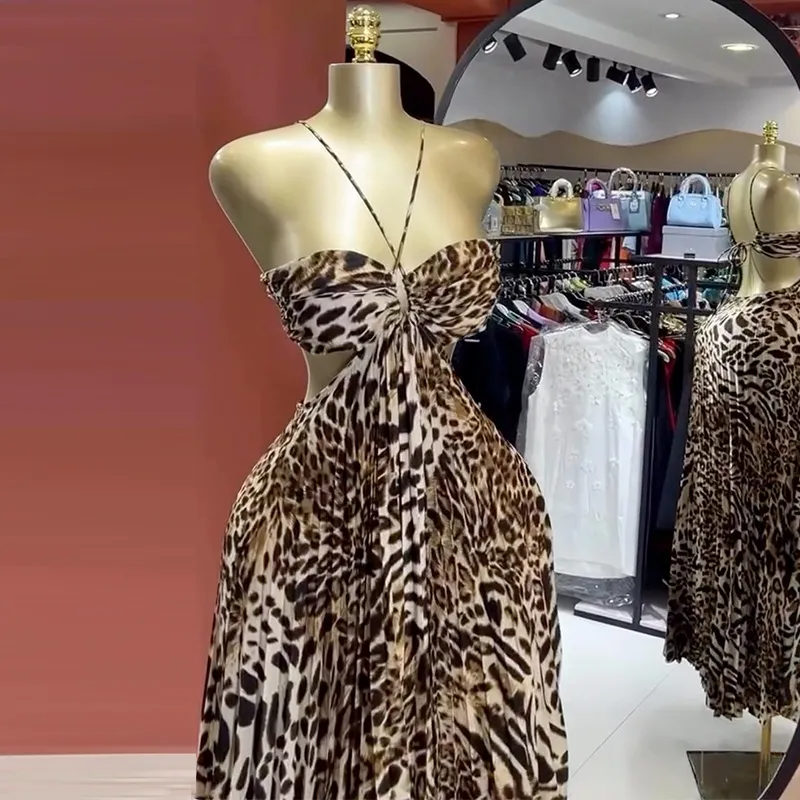 Savannah Muse Maxi Dress